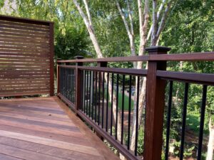 Deck railing