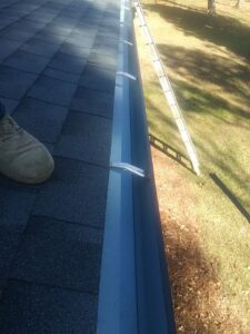 Clean Gutters